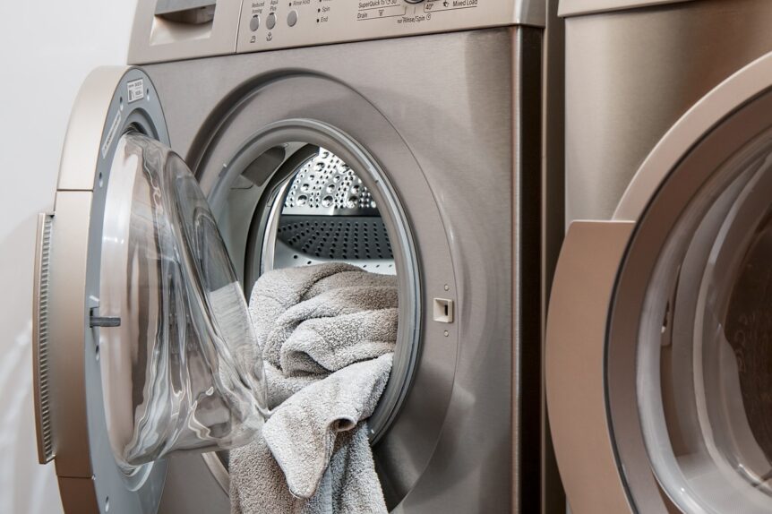 A Safe and Easy Guide to Washing Carpets and Rugs in the Washing Machine